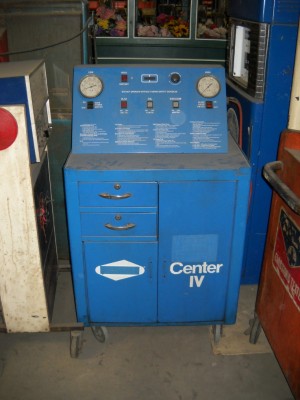 Center 4 Oil Pressure Tester