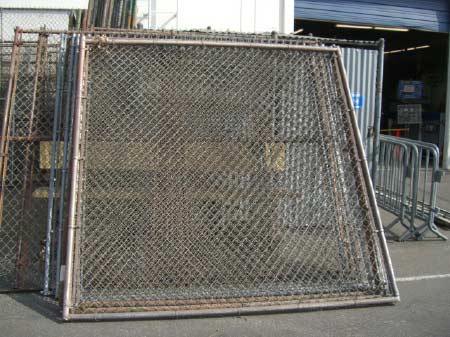 Rusty 8x8 Fence.
