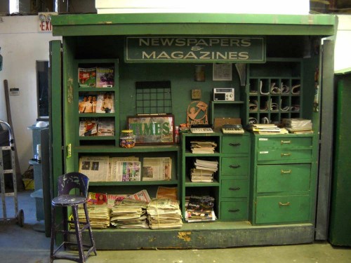 Large, Green Newspaper Kiosk / News Stand