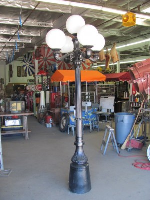 9ft Black Street Lights with 5 Round Globes