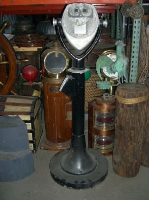 Faux Coin Op Binoculars