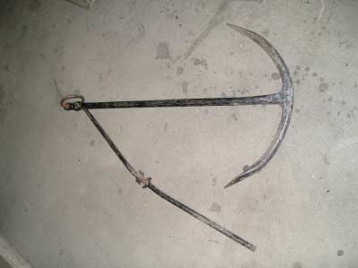 Small Anchor.
