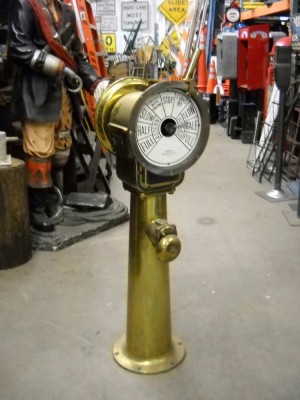 Ship`s Throttle.