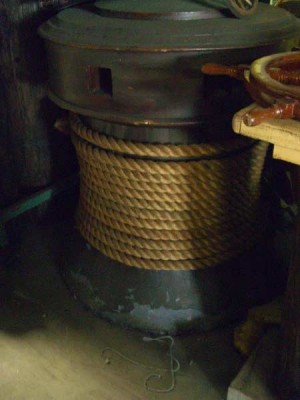 Large Cap Stand Reel.
