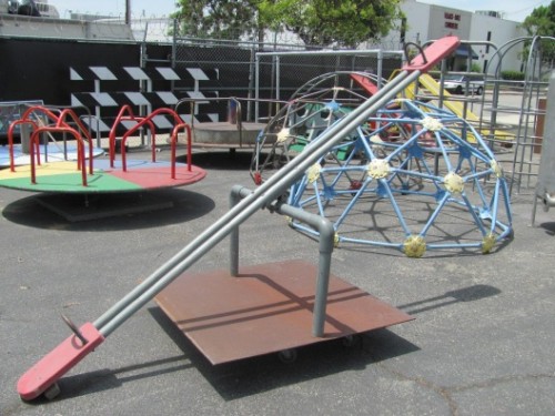 Playground - Metal Teetor Totters w/Fiberglass Seats