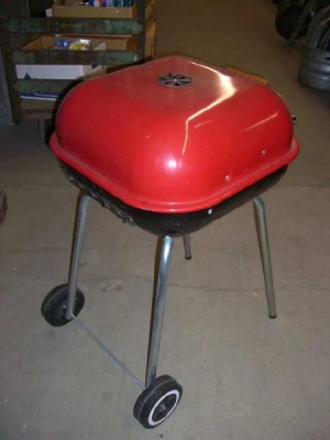 BBQ - Red/Black Charcoal