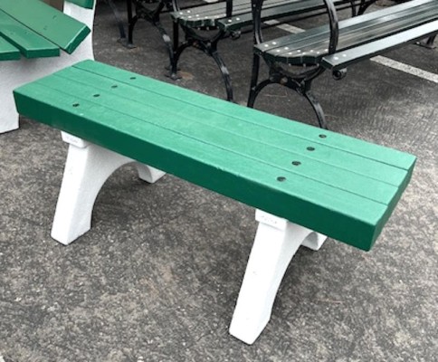 4FT GREEN SLATED BENCH #7605