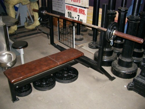 Weight bench