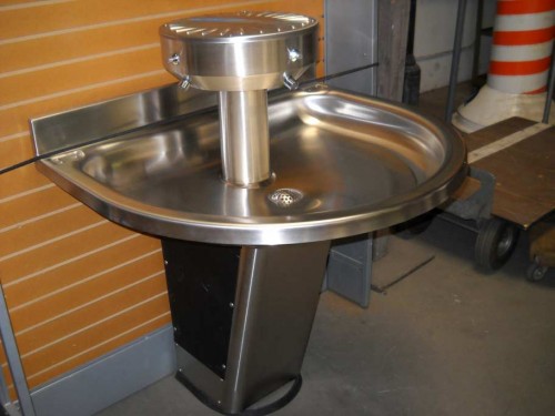 Prison Sink (Multi-Spout)