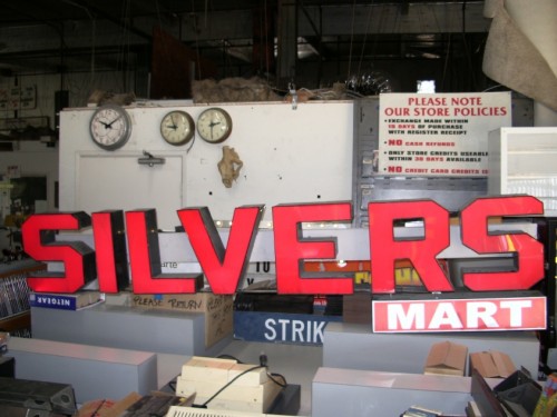 Light-Up Market sign