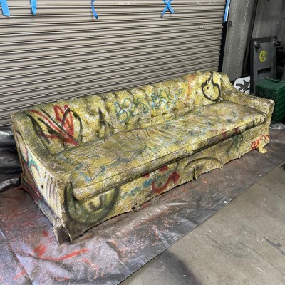 Homeless Couch "Especial"