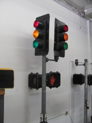 Traffic Lights with Crosswalks (Black with Double Heads)