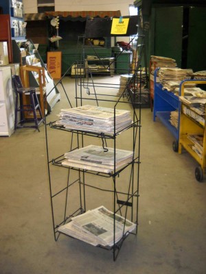 newspaper rack- black metal wire