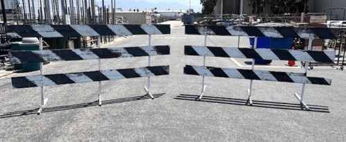 ROAD CLOSED/DEAD END BARRICADES